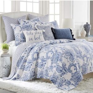Levtex Home - Bennett Quilt Set Full/Queen Quilt, Two Standard Pillow Shams New